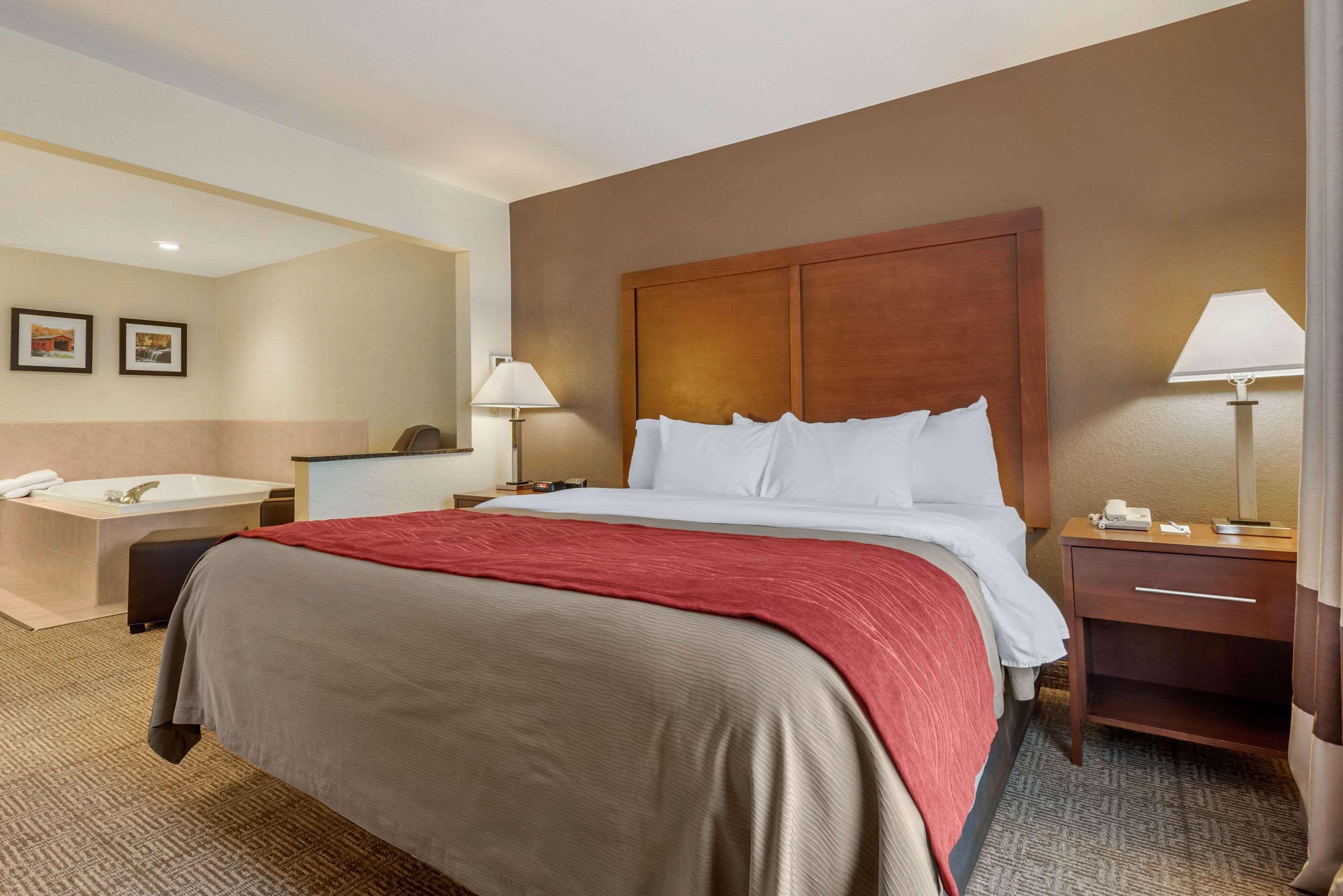 Comfort Inn Warren I-69 Экстерьер фото