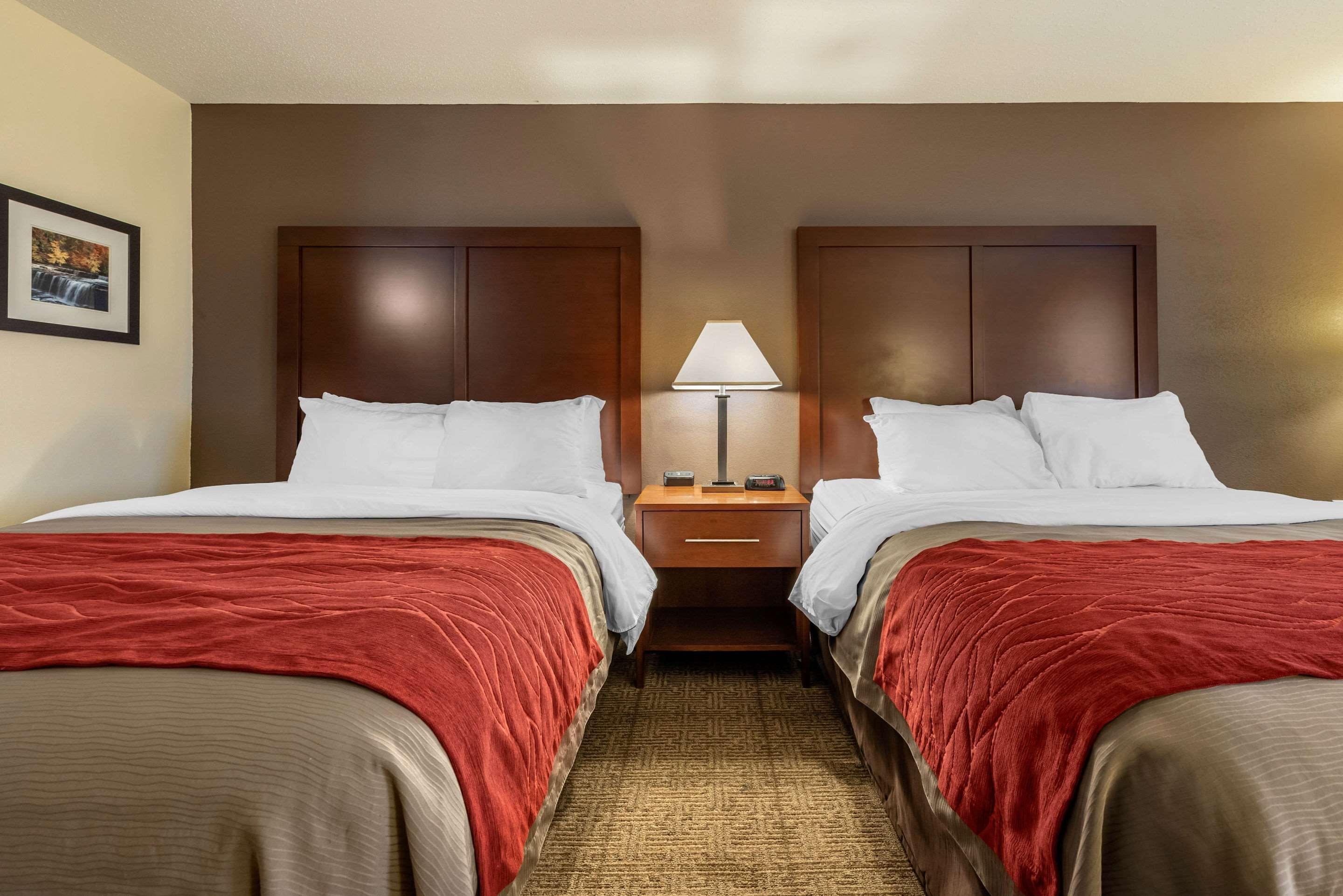 Comfort Inn Warren I-69 Экстерьер фото