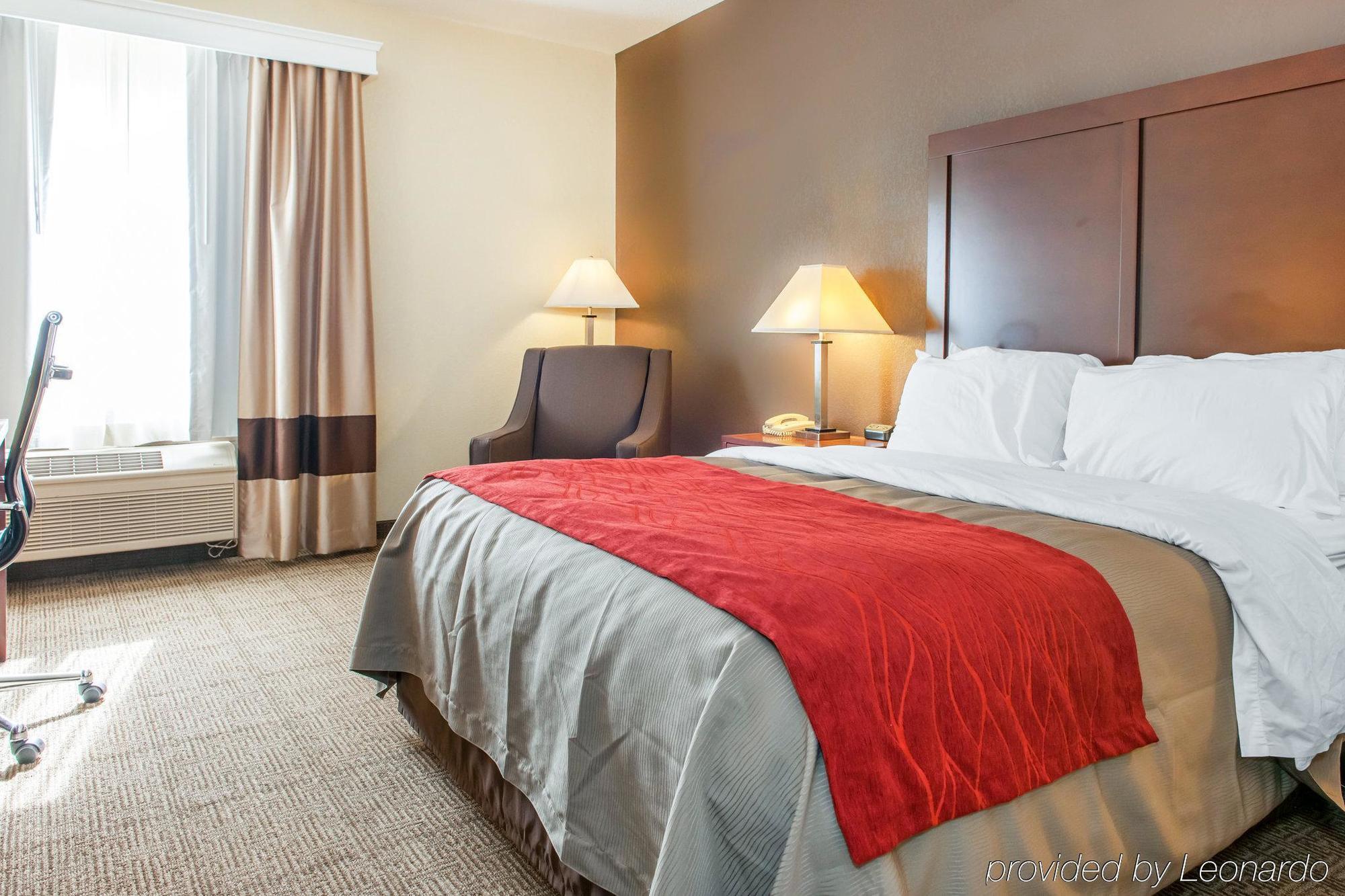 Comfort Inn Warren I-69 Экстерьер фото