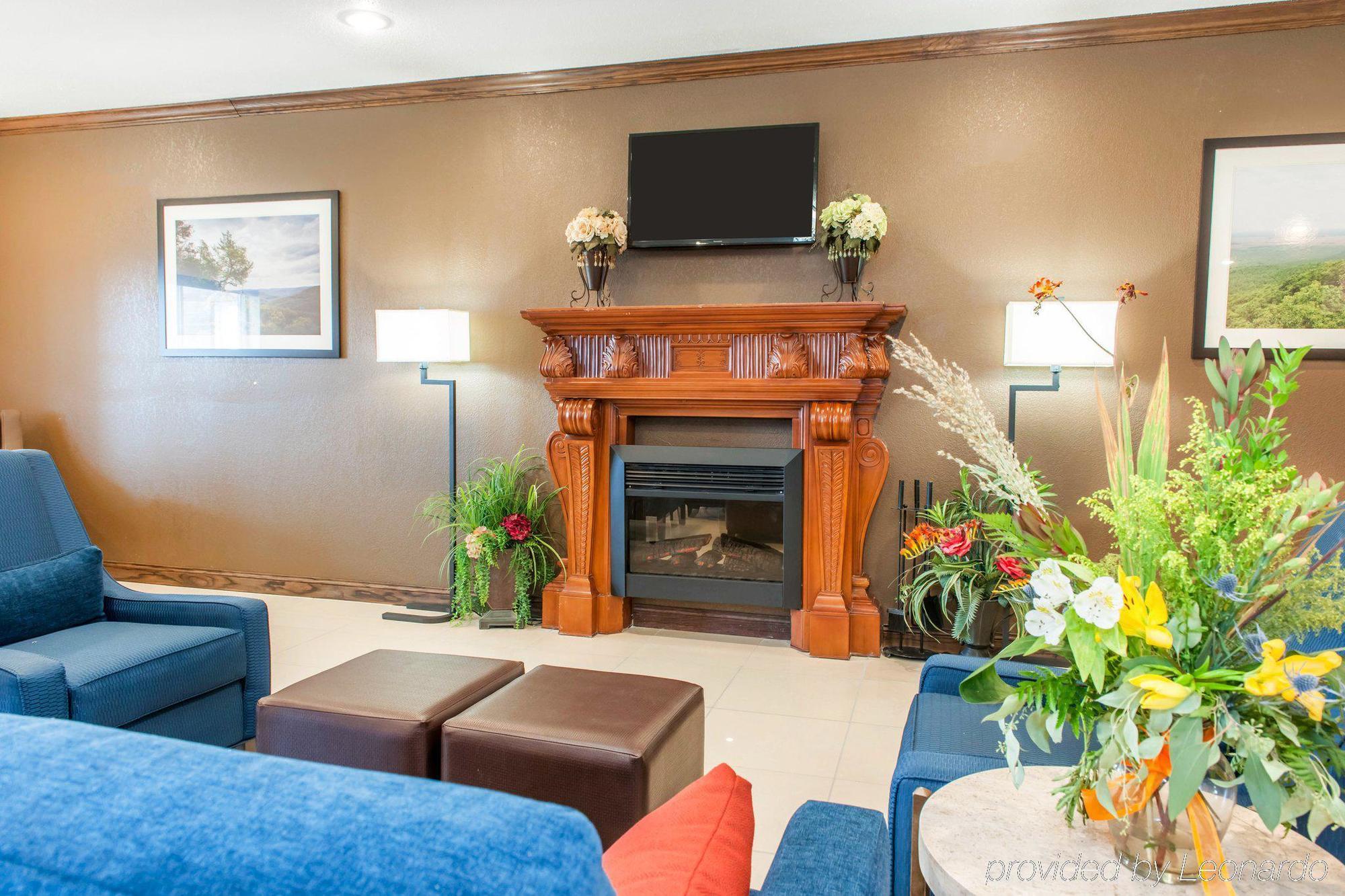 Comfort Inn Warren I-69 Экстерьер фото