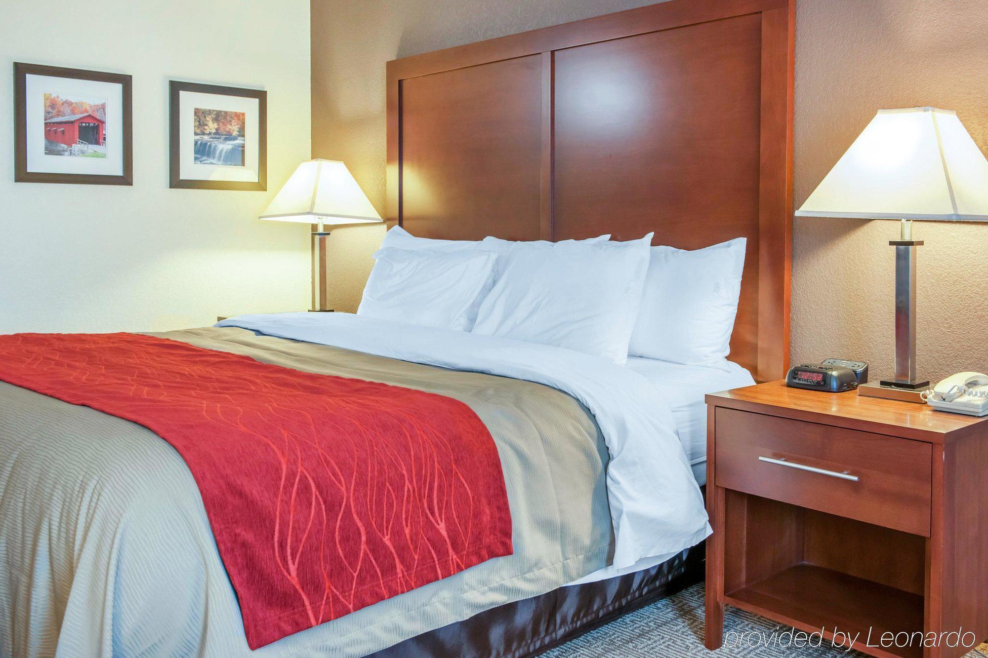 Comfort Inn Warren I-69 Экстерьер фото
